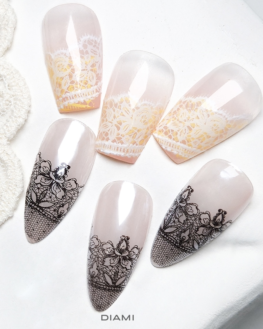 Advanced Korean lace stamping nail art example